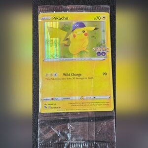 Pokemon Pikachu Trading Card